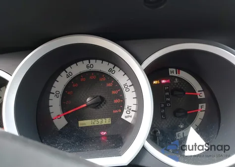 2014 Toyota Tacoma z USA, uszkodzony, nr VIN 5TFJX4CN7EX038161